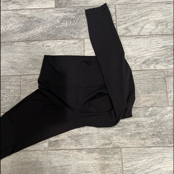 Lululemon wunder under full on luon size 6 - Picture 3 of 5